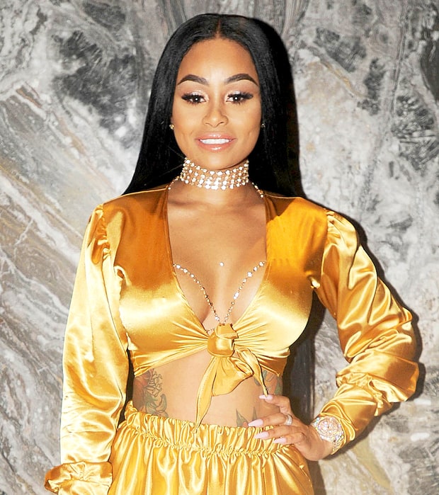 Blac Chyna Shows Off Her Curves in Topless Snapchat Selfie