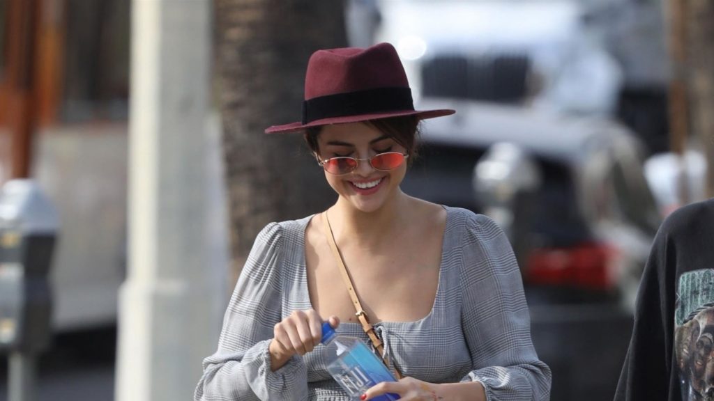 Selena Gomez Street Style at Art Supply Store