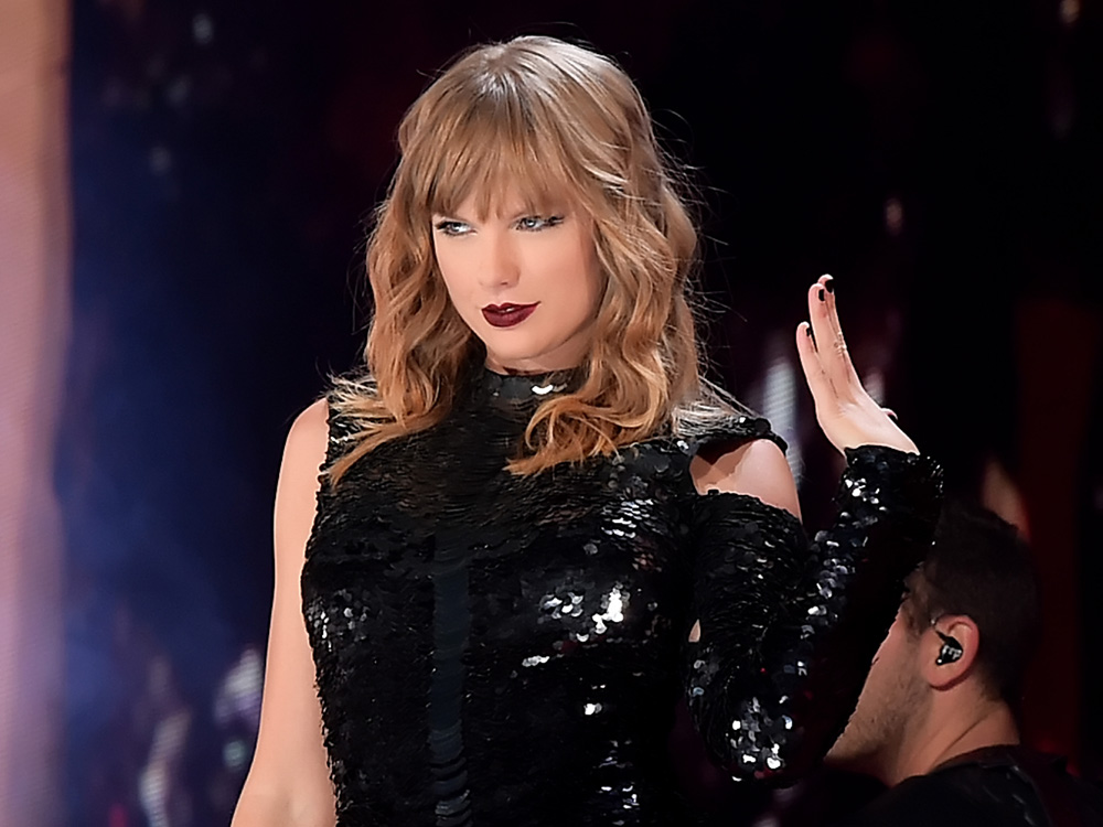 10 Strict Rules Taylor Swift has to Follow on Tour