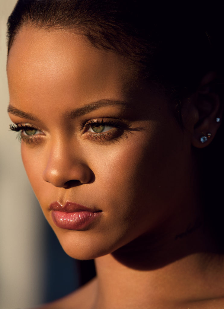 10 Strange things you forgot about Rihanna