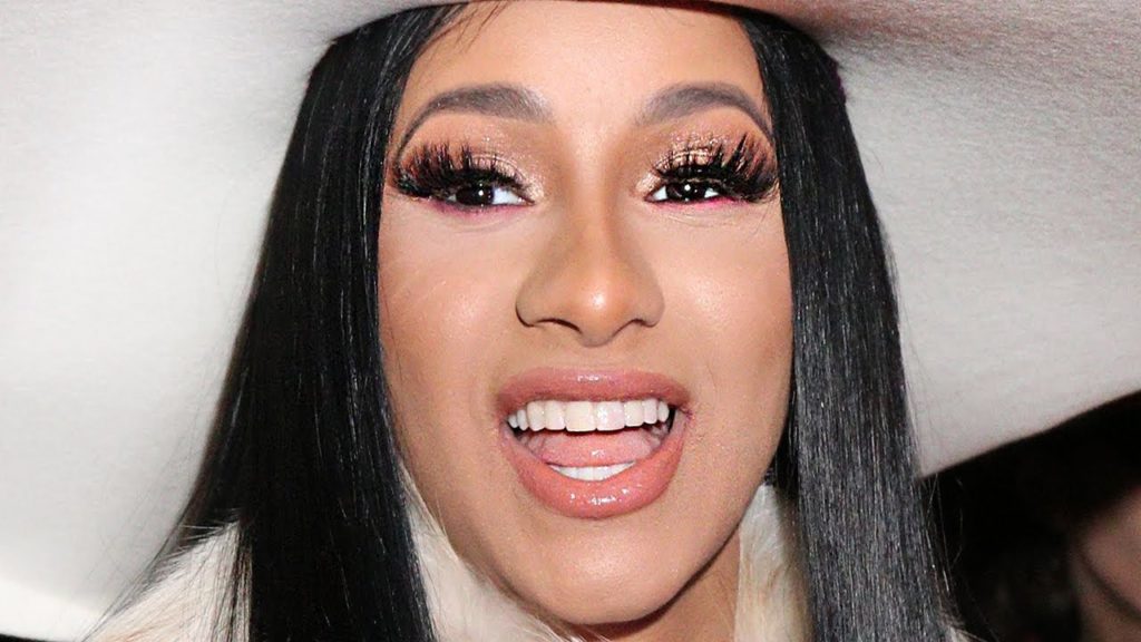 Cardi B Slams fan Saying she isn’t a Good Role Model