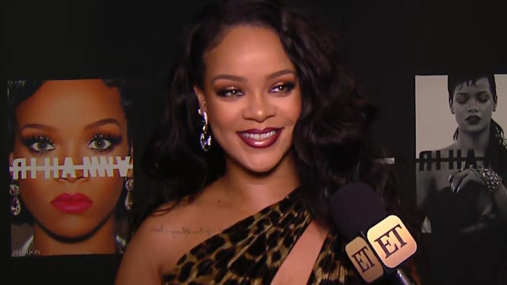 Rihanna shuts down Fan Theory about her New Album